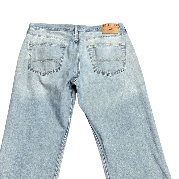 Hollister Mens 34x32 Relaxed Straight Leg Jeans Light Wash Distressed Denim - Picture 11 of 16